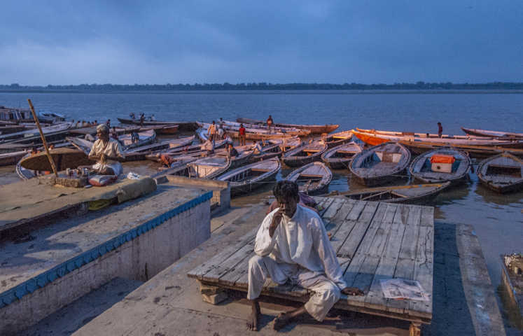 03 - India - Varanasi - rio Ganges - amanecer